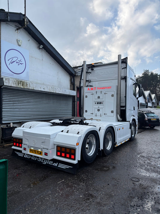 AWT Transport Scania S660
